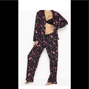 Victoria's Secret pajama set XL